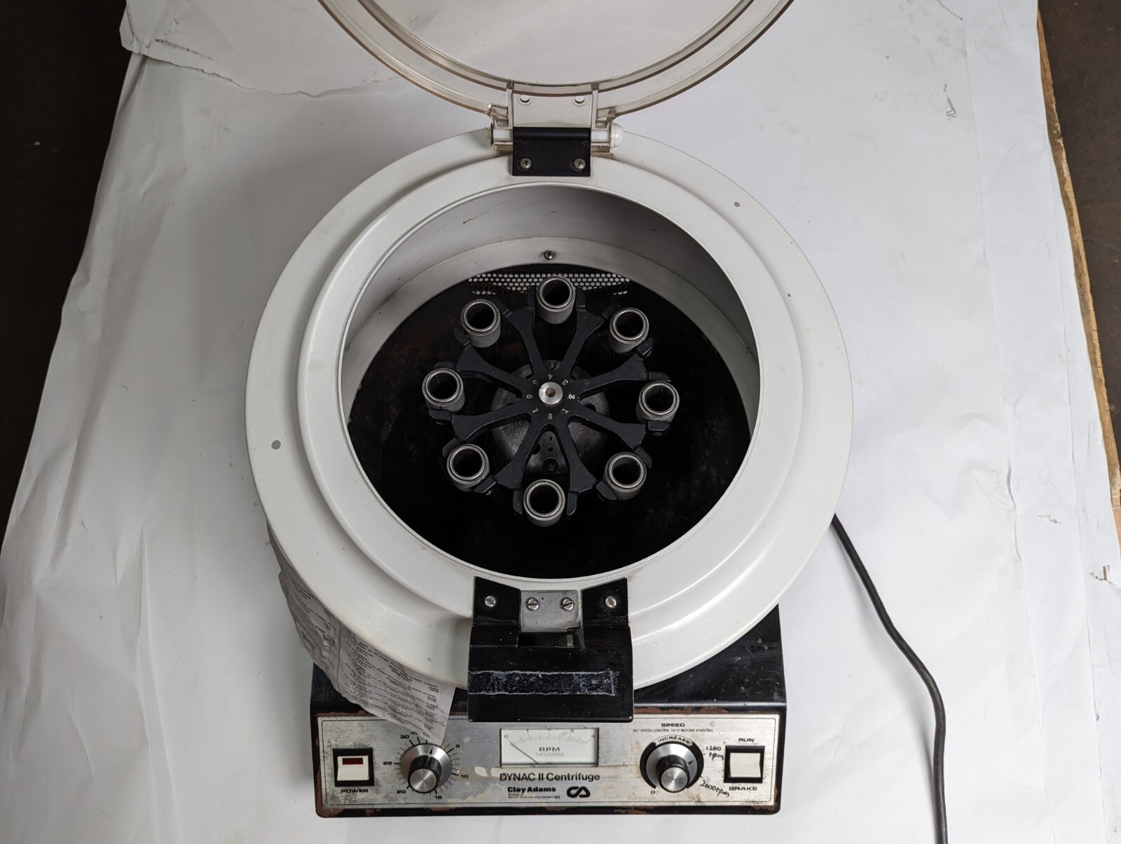 Becton Dickinson Clay Adams Dynac II Centrifuge W/ Rotors 120v – TESTED WORKING