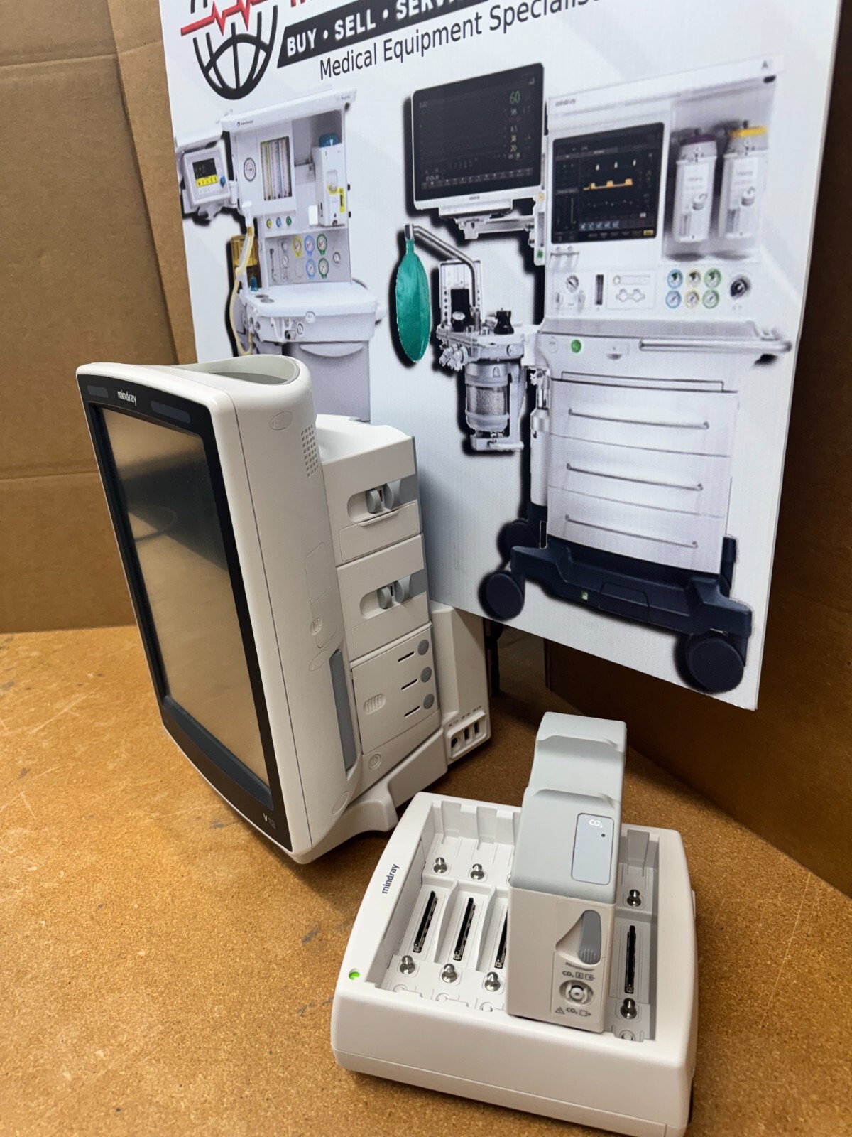 MINDRAY V12 Monitor – Refurbished Spo2, NiBp, Temp, IBP, ECG, Printer and Co2