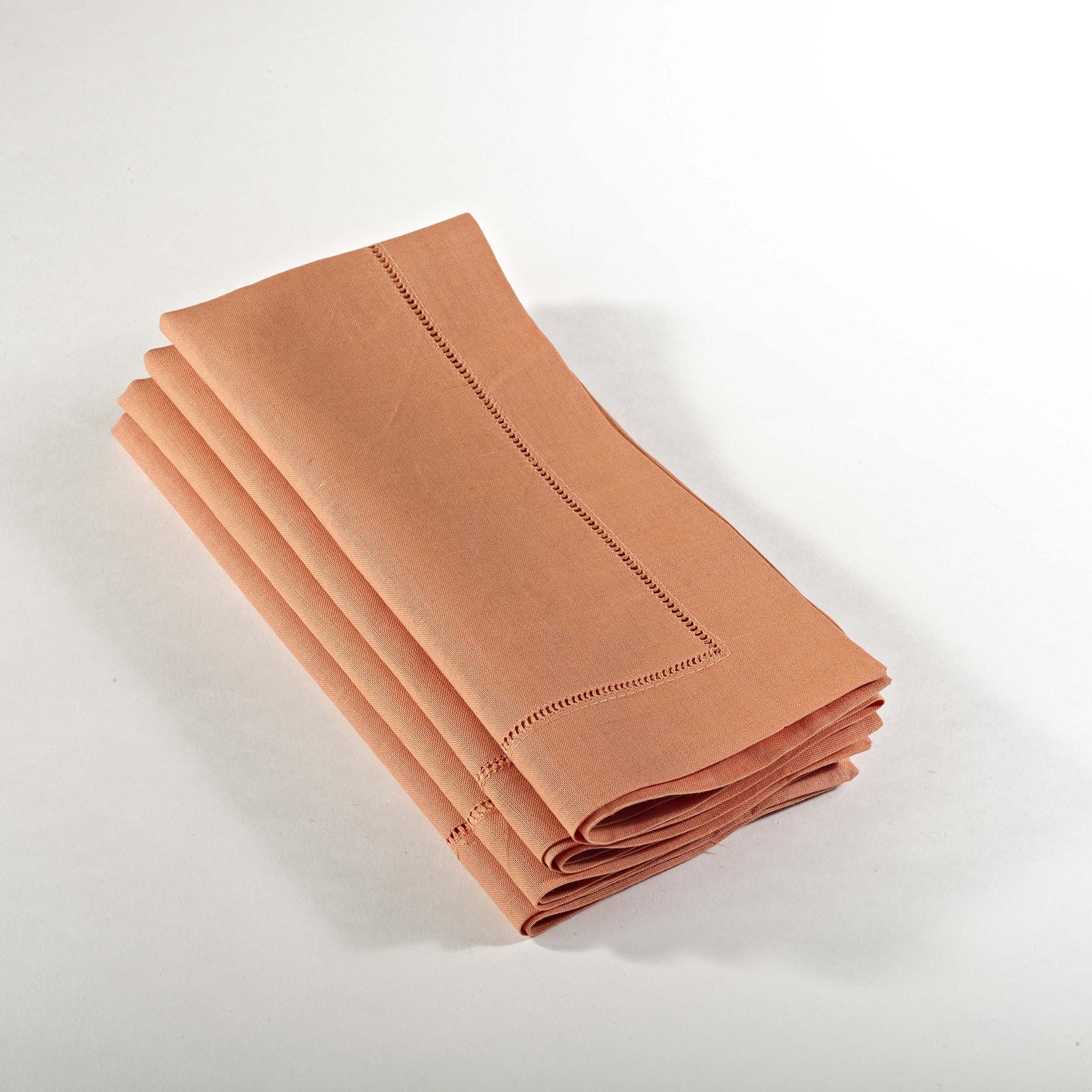 SARO LIFESTYLE Hemstitched Cloth Napkins (set 4) – Linen Blend Fabric Napkins