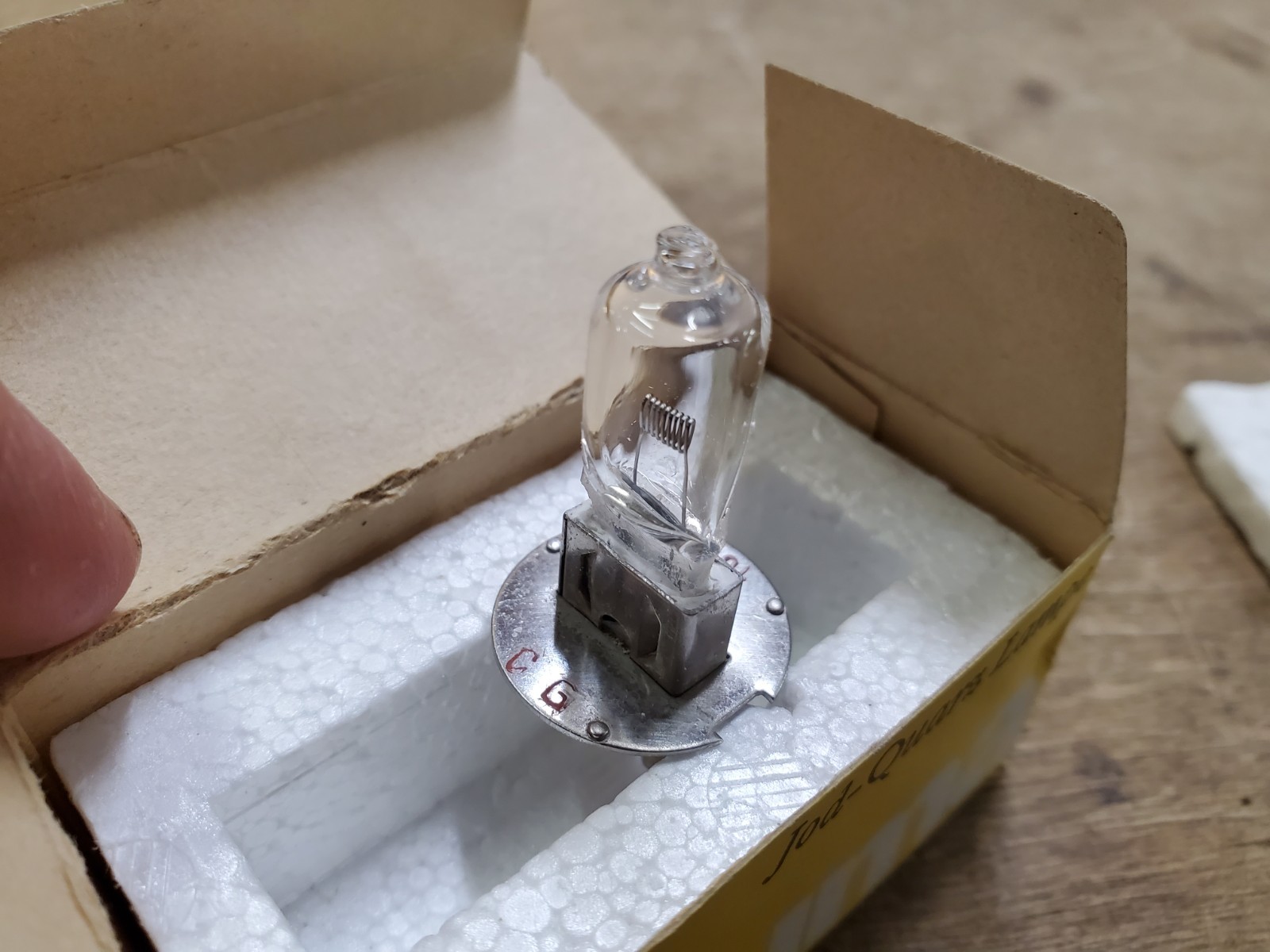 EHE Microscope Lamp Bulb, 12V 100W PG22, Riluma PN170 Switzerland, NOS