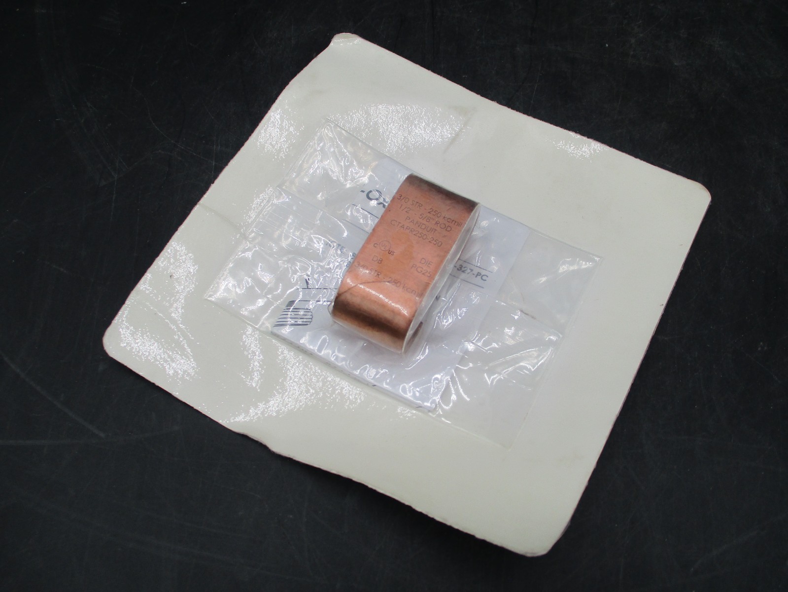 PANDUIT CTAPR250-250-6 C-STYLE COPPER COMPRESSION CONNECTOR C-TAP ‘SAMEDAY SHIP’