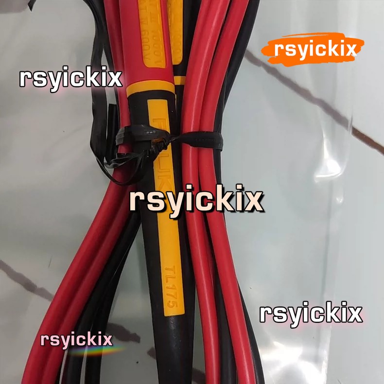 1pcs Fluke TL175 TwistGuard Unique Multimeter & Clampmeter Test Lead Set/good*