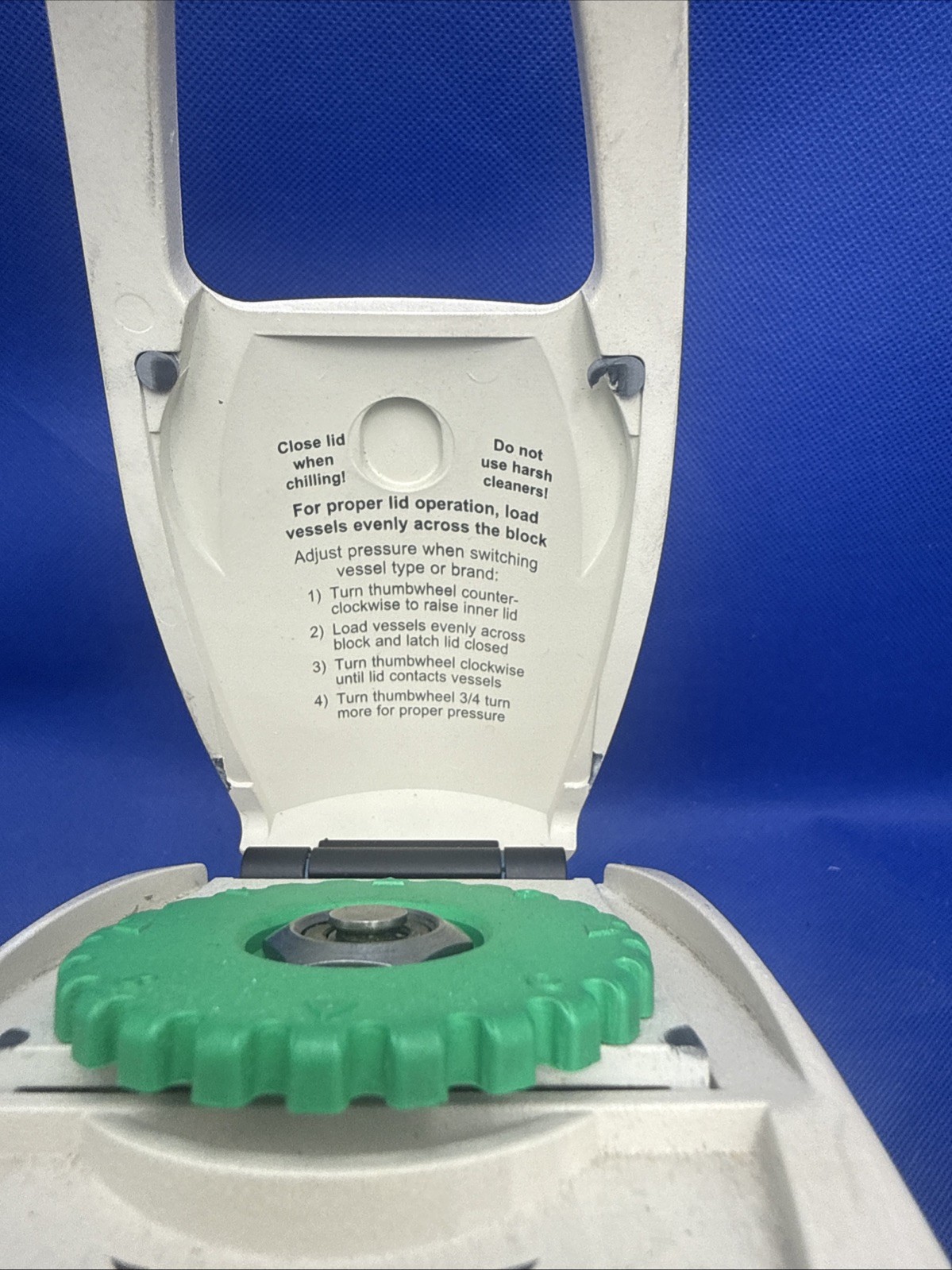 Bio-Rad MJ Mini PTC- 1148 Personal PCR Thermal Cycler Screen Has Dent