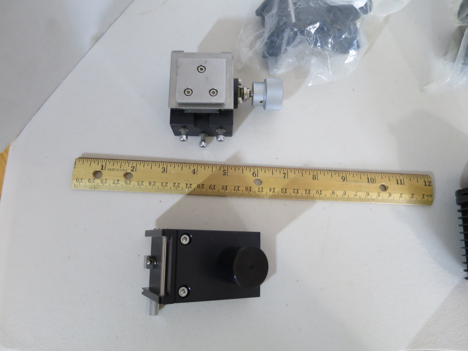Olympus Microscope MicroPositioner, Illuminator, Reichert SW 135 AUSTRIA parts.