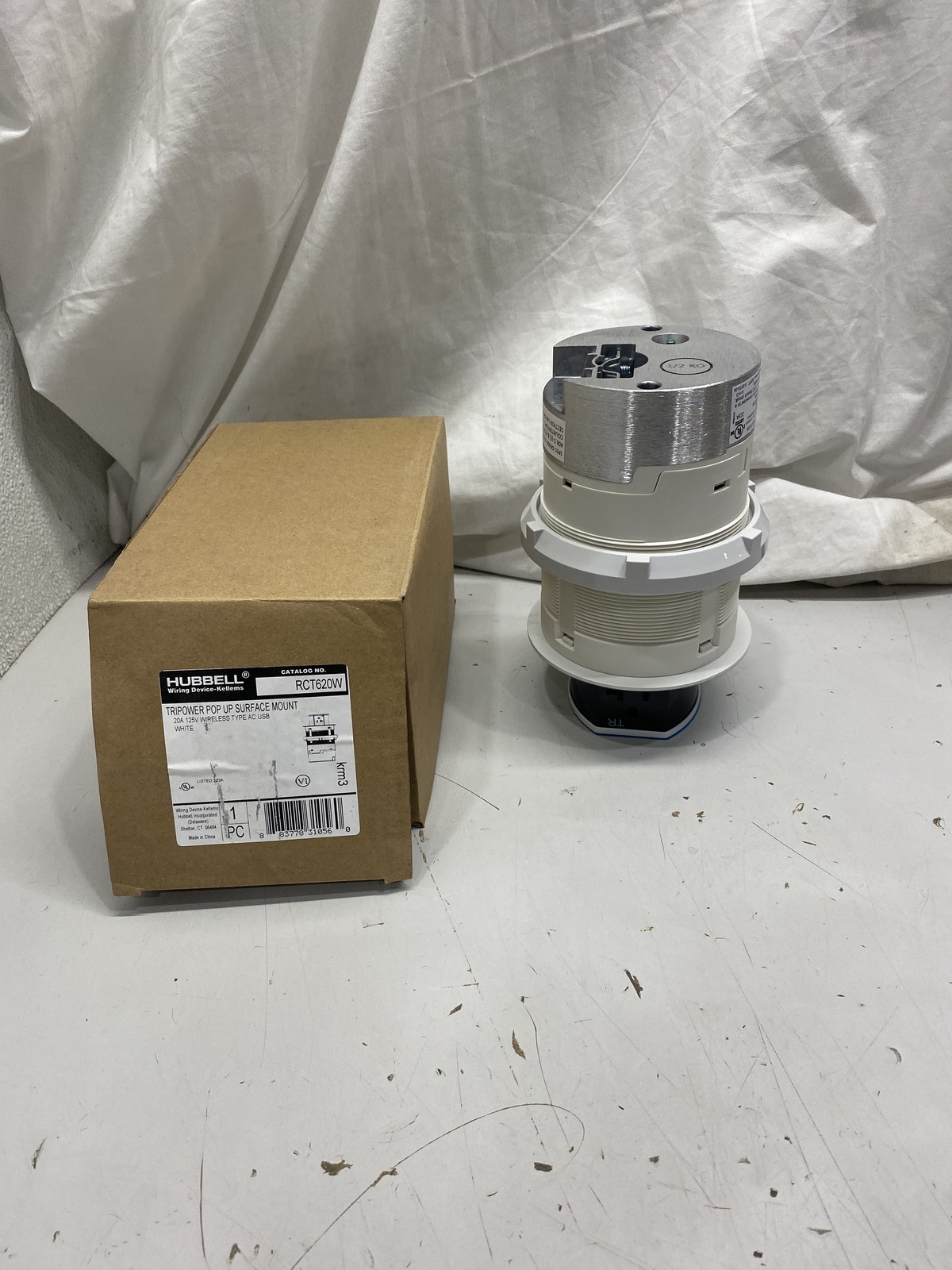 Hubbell RCT620W RTC Surface Mount Tripower 20A 125V