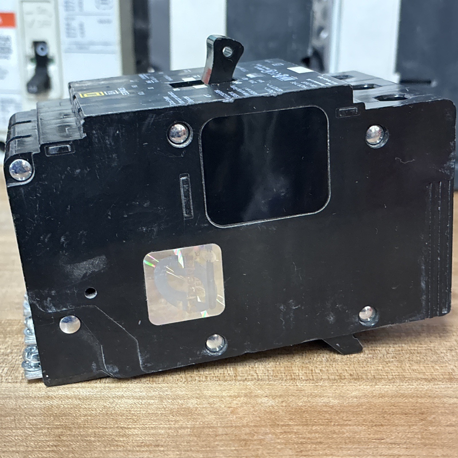 SQUARE D 35 AMP BOLT-ON CIRCUIT BREAKER 3 POLE 480Y/277 VAC EDB34035