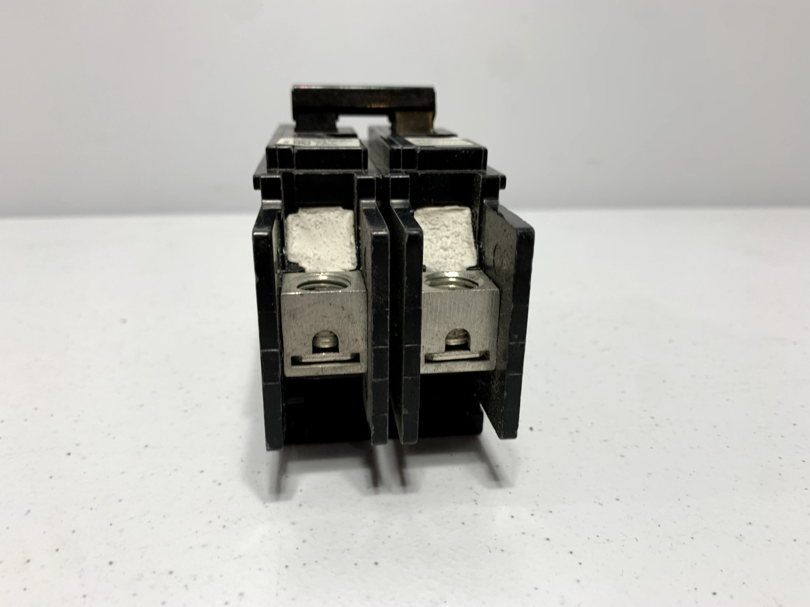Siemens BQ2B030QLD Circuit Breaker Therm Magnetic DIN Rail Mount 2P 30A 120/240V