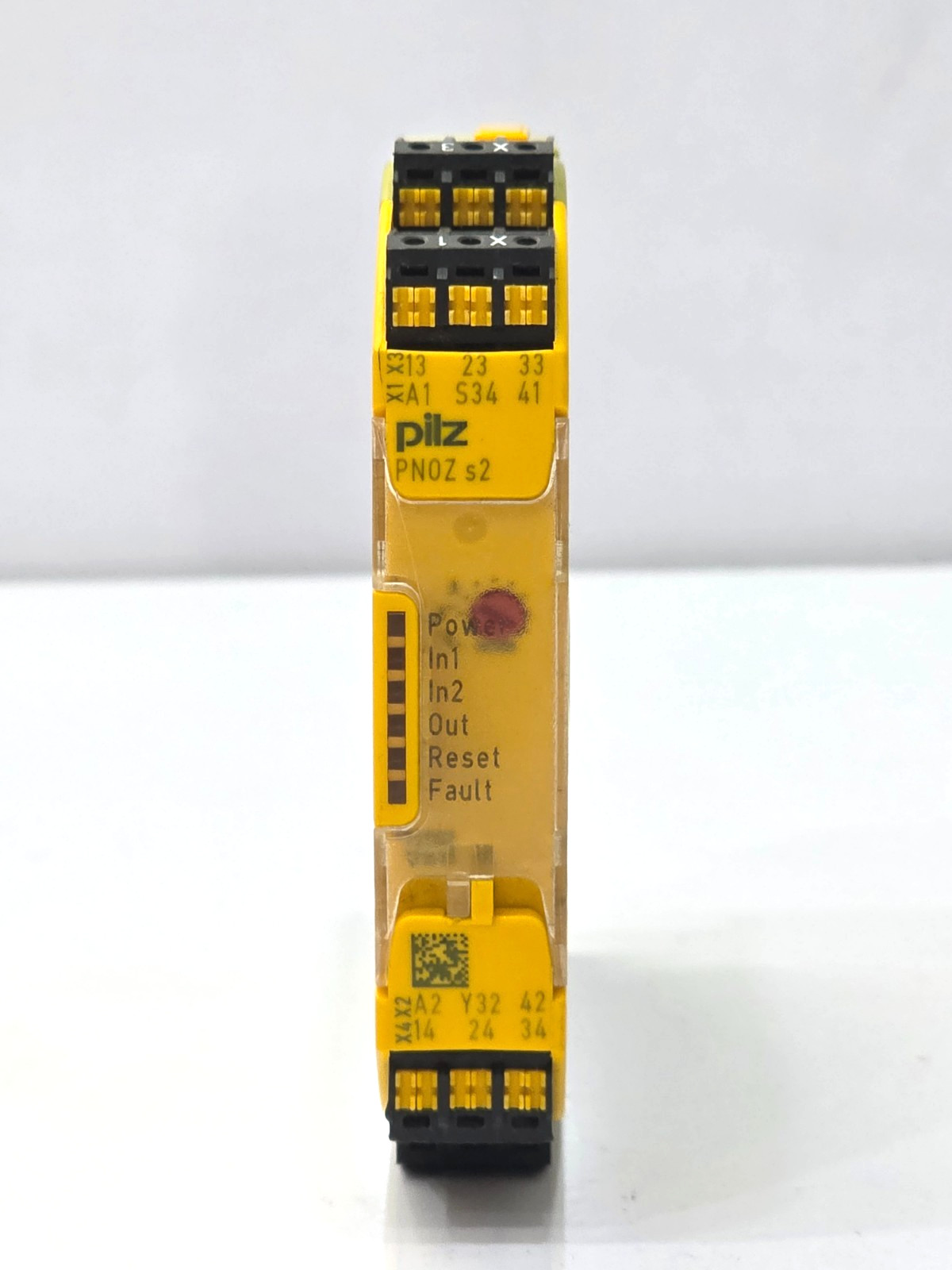 PILZ PNOZ S2 SAFETY RELAY 24VDC 3N/O, 1N/C 751102