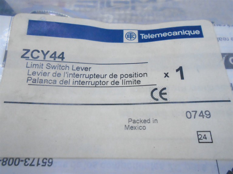 SCHNEIDER ELECTRIC ZCY44 SWITCH