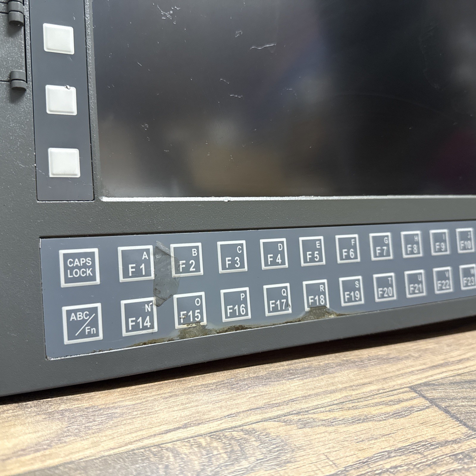 FANUC 180i A13B-0196-B412 PANEL; A08B-0084-D432 BASE UNIT; A08B-0084-C120/F