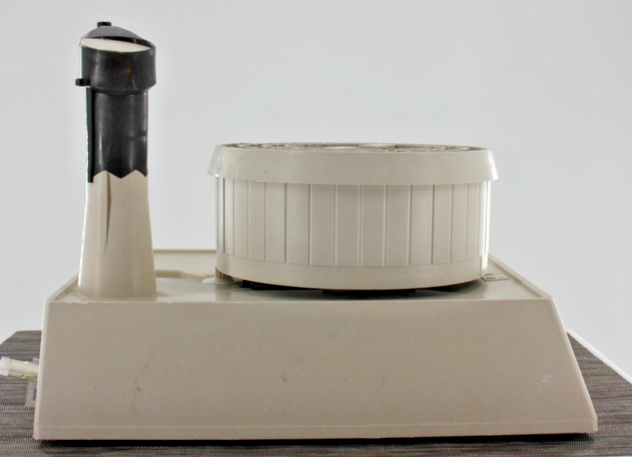 Bio-Rad Fraction Collector Model 2110 Powers on w/ Arm & Carousel