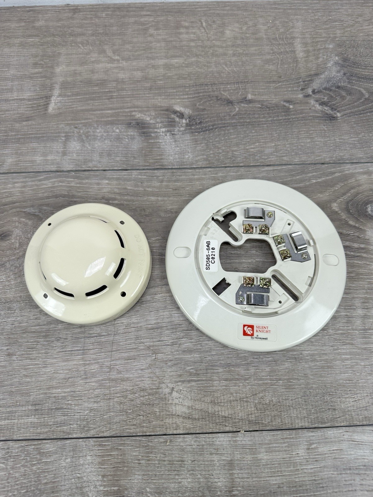 Silent Knight SD505-APS Addressable Smoke Detector w/ Base