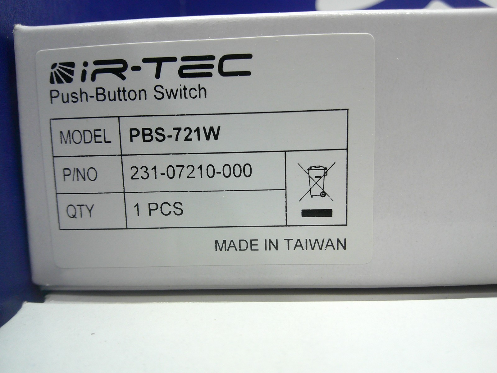 IR-TEC Low Voltage Momentary Push Button Switch 1-Button Decora White PBS-721-W