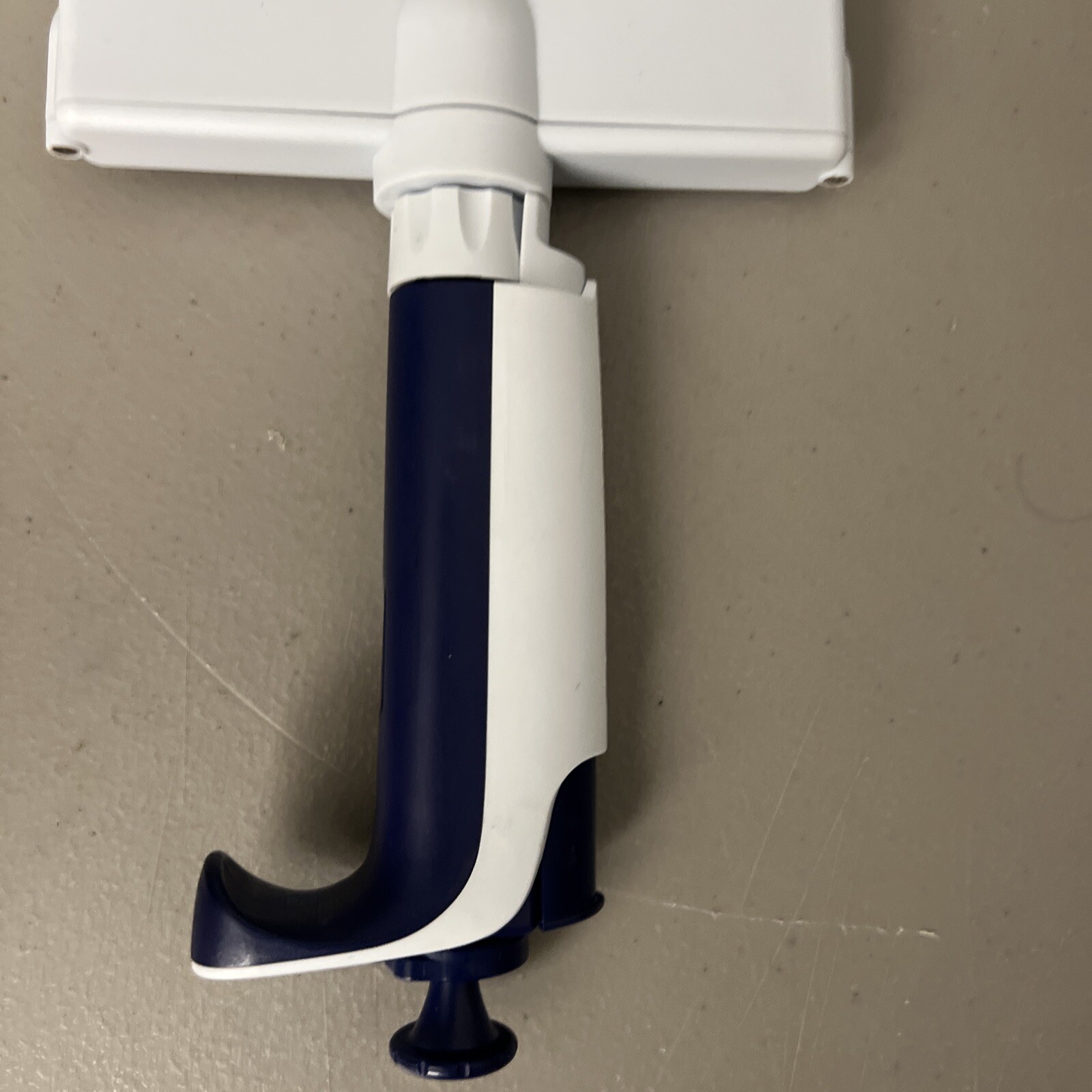 NICE Rainin Pipet-Lite XLS 12 Channel Multichannel L200 XLS LTS pipette