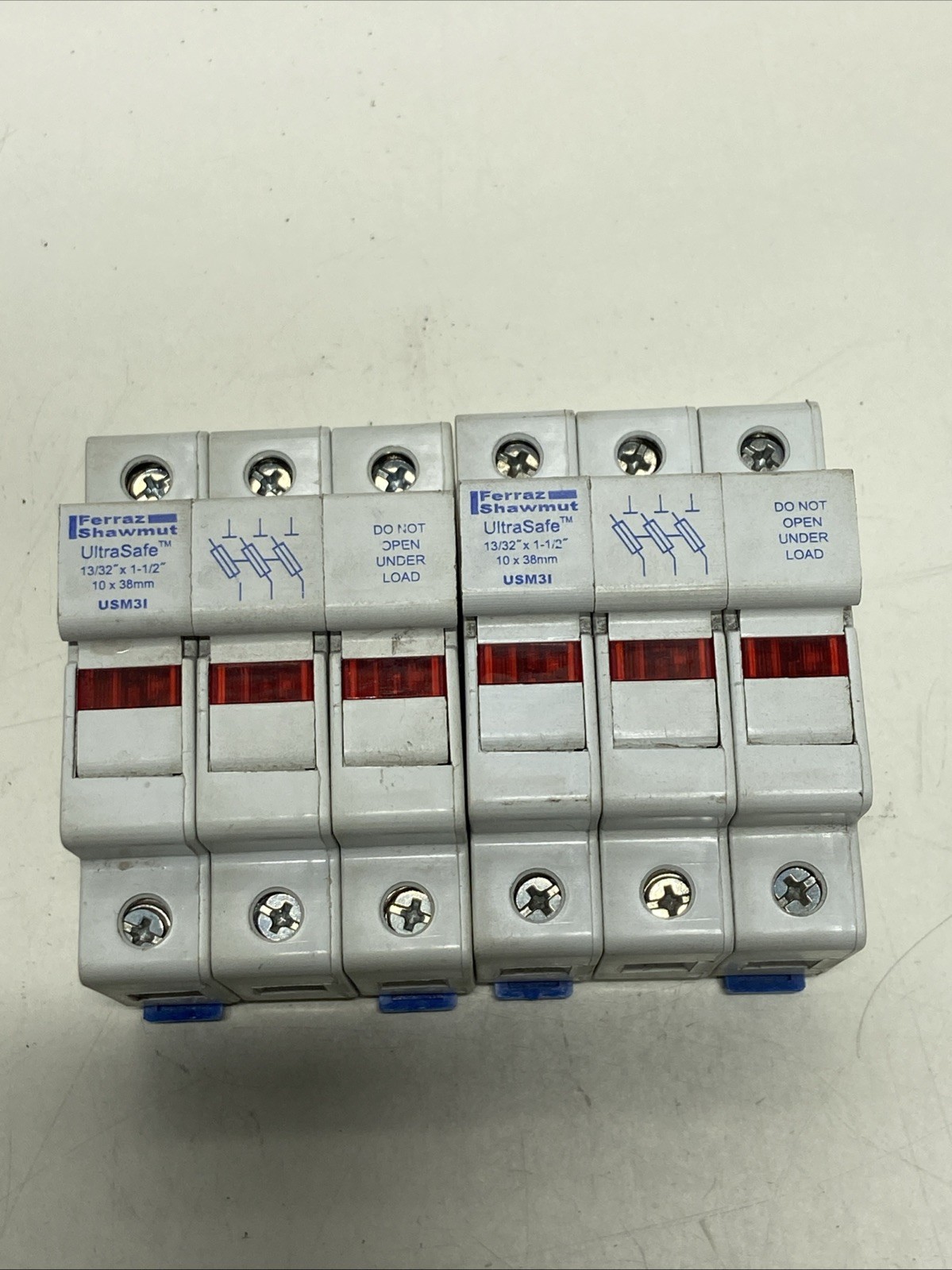 Ferraz Shawmut USM31 Fuse Holder 30A 600V Y219073 #4002I147 (LOT OF 2)