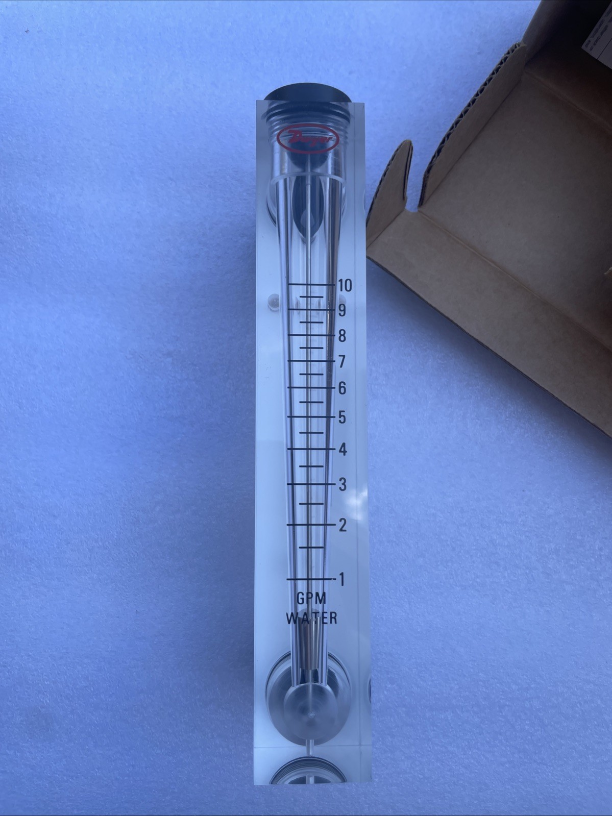 Dwyer Instruments VFC-142 Flowmeter, Range 1-10 Gpm Water. New In box!!