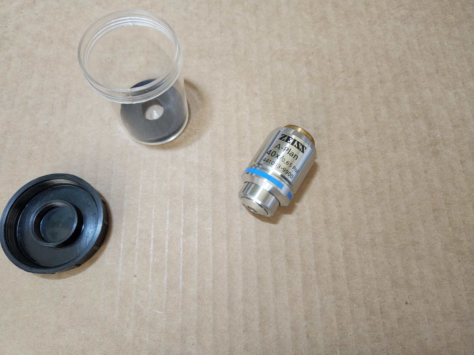 Zeiss 441053-9900 Objective A-Plan 40x/0.65 Pol W0.8″ (WD=0.43mm) ∞/0.17