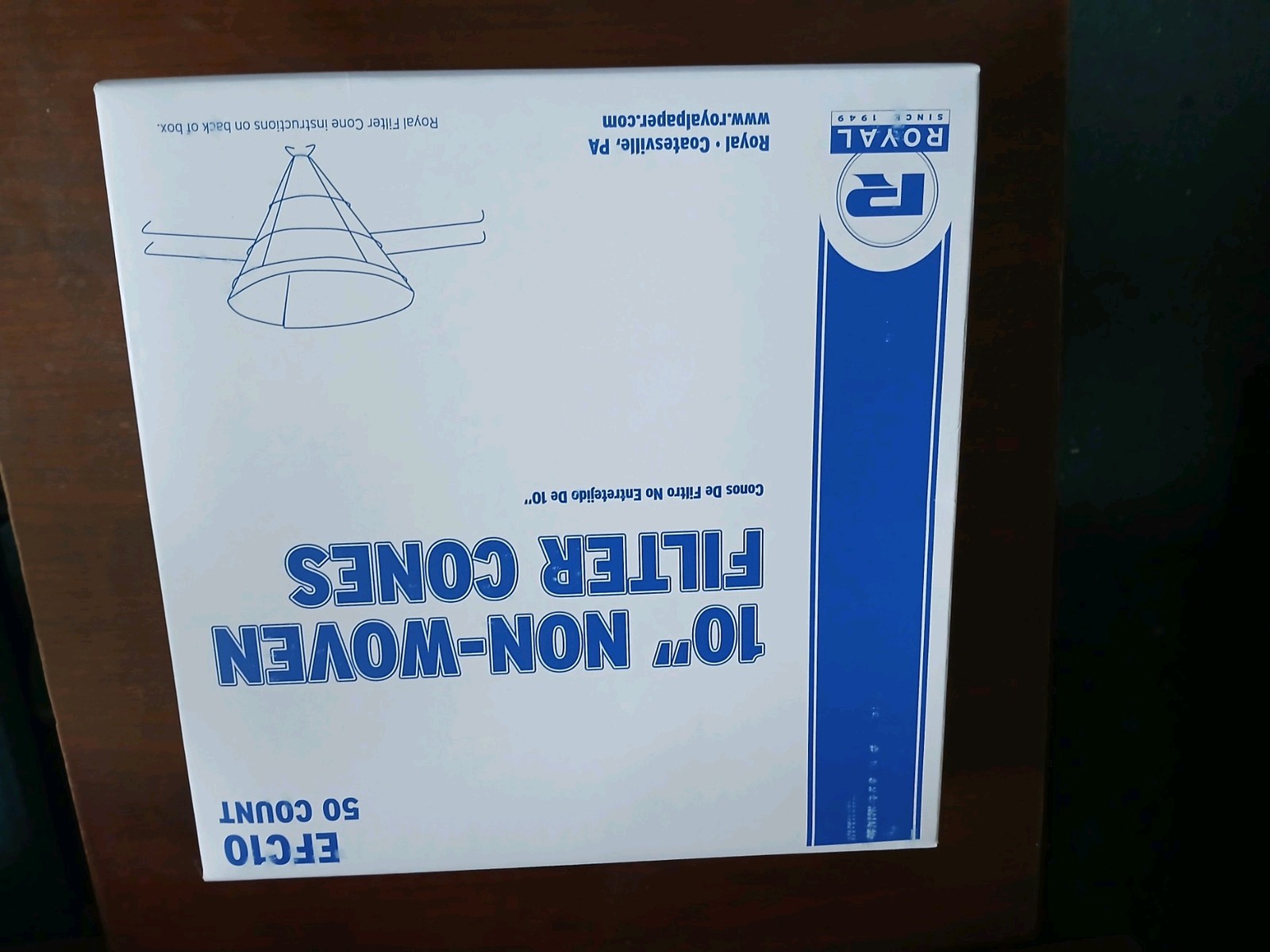 New 50 count sealed Royal EFC10 NON WOVEN FILTER CONES Restaurant/home