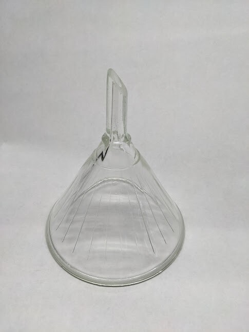 Vintage MERCER 16 oz Ribbed Glass Heavy Wall Laboratory Funnel {whse2.26A3}