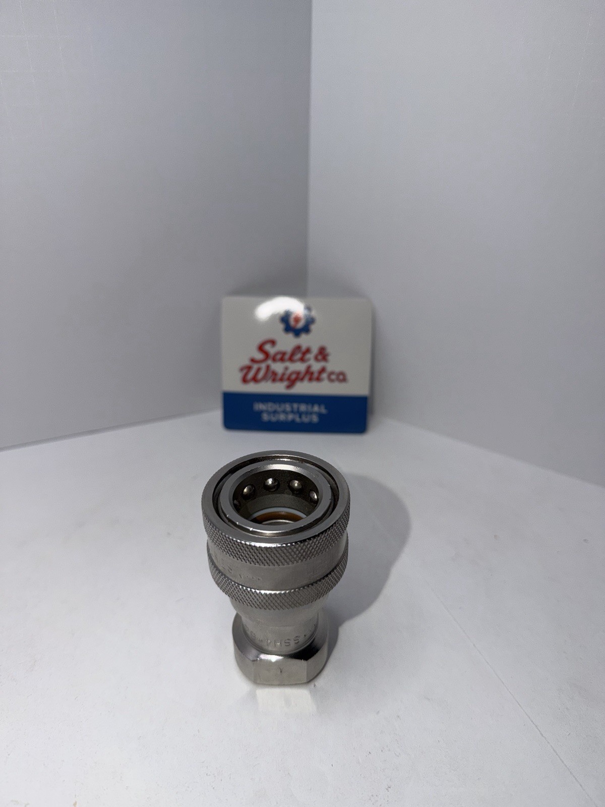 Parker SSH4-62Y Hydraulic Quick Coupler ISO 7241-B 60 Series 1/2 FNPT