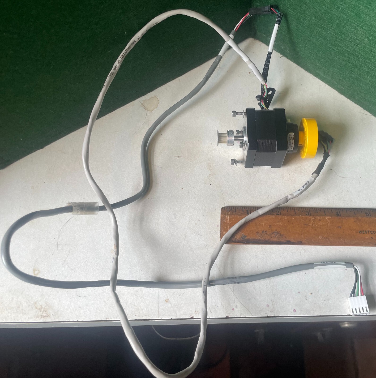 Lin Engineering 4118S-04PD-15RO Stepper Motor w/US Digital Encoder