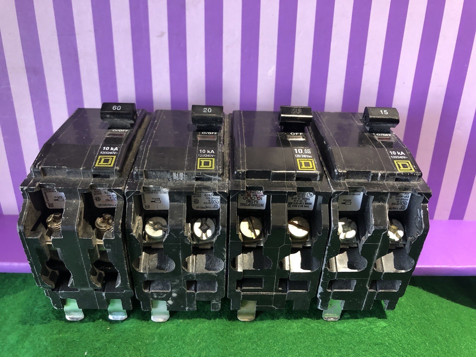 LOT OF 4 SQUARE D CIRCUIT BREAKERS QO260 QO220 QO215 READ INFO SHIPS FREE