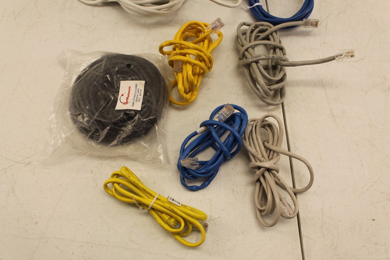 Ethernet Cables Lot Of 25 CAT5 CAT6 (See Details)
