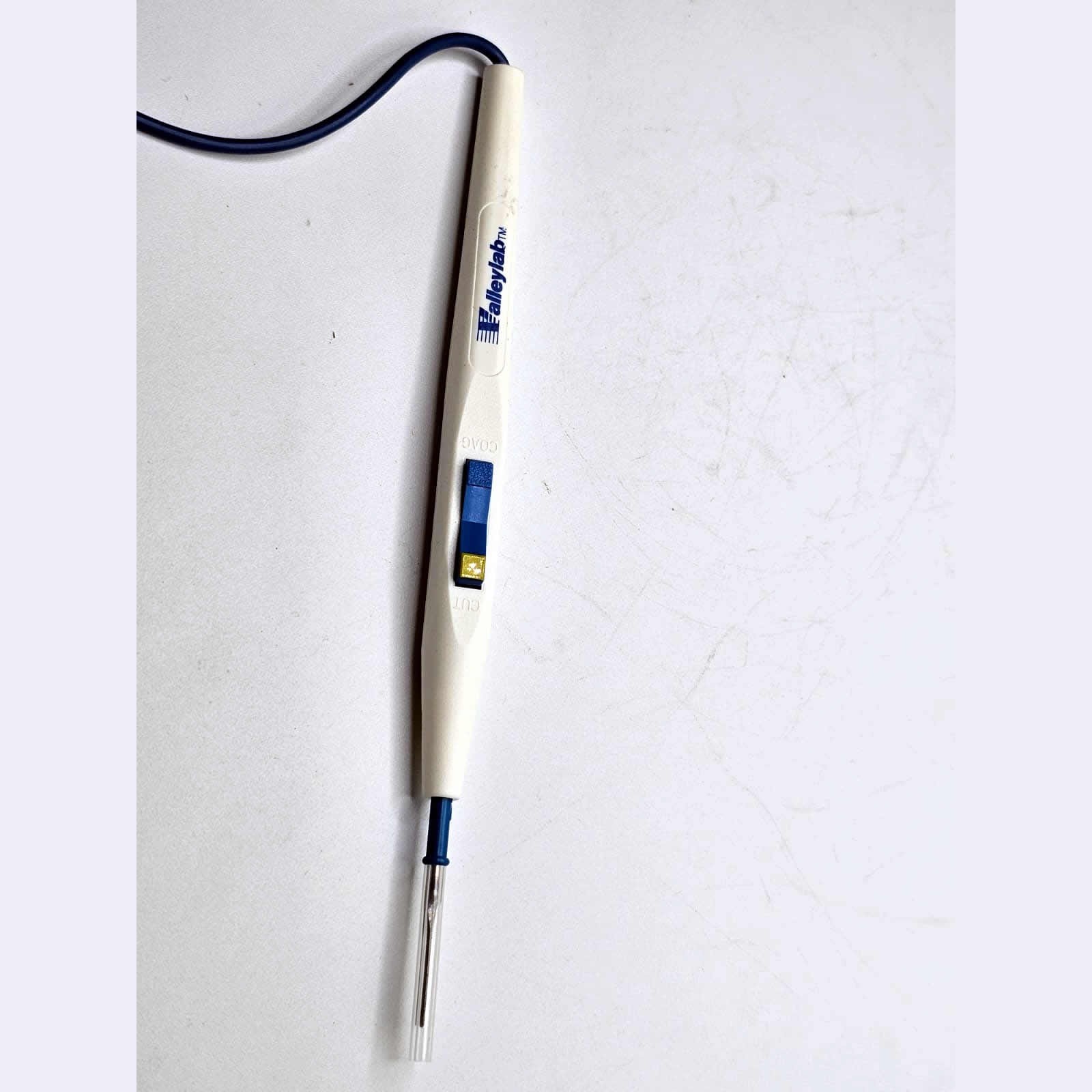 E2516 Disposable Electrosurgical Pencil with Manual Control by ValleyLab