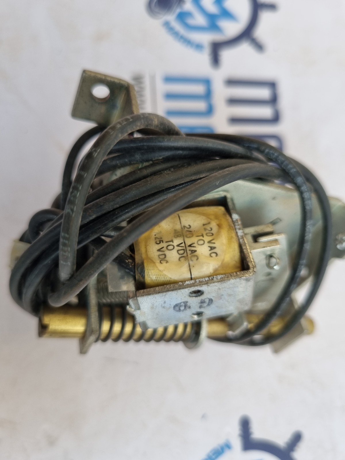 GE TJKSTA12L Shunt Trip And Under Voltage Release 120-240 VAC 48-125VDC