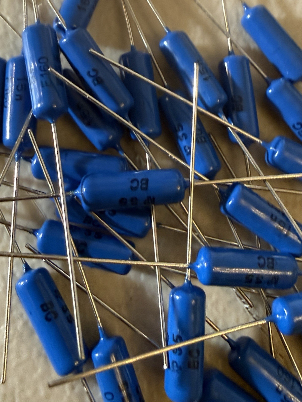 FILM CAPACITOR 0.015 uf 160V %1 (25 PCs)VISHAY