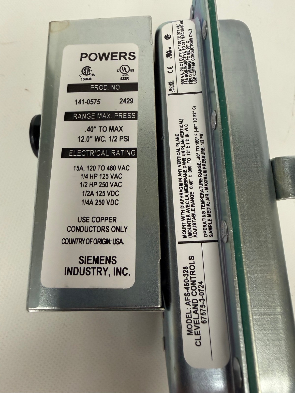 SIEMENS 141-0575 POWERS AIR FLOW SWITCH NEW OPEN BOX
