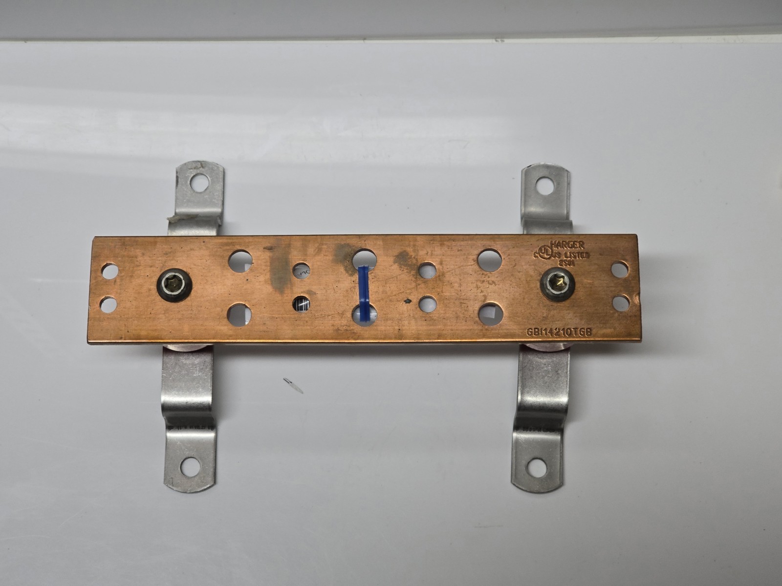 Harger GBI14210TGB Telecom Ground Bar, 1/4″x2″x10″ Copper TGB Reboxed