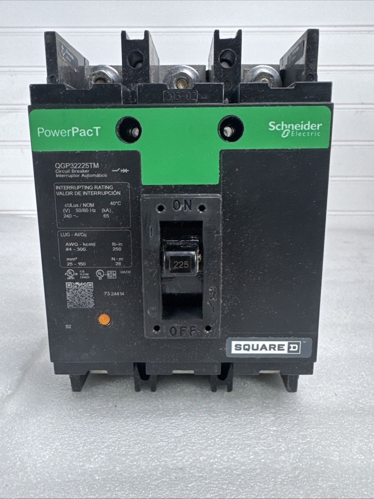 Square D QDP32225TM Circuit Breaker 225A 3-Pole 240V 25kA Bolt-On