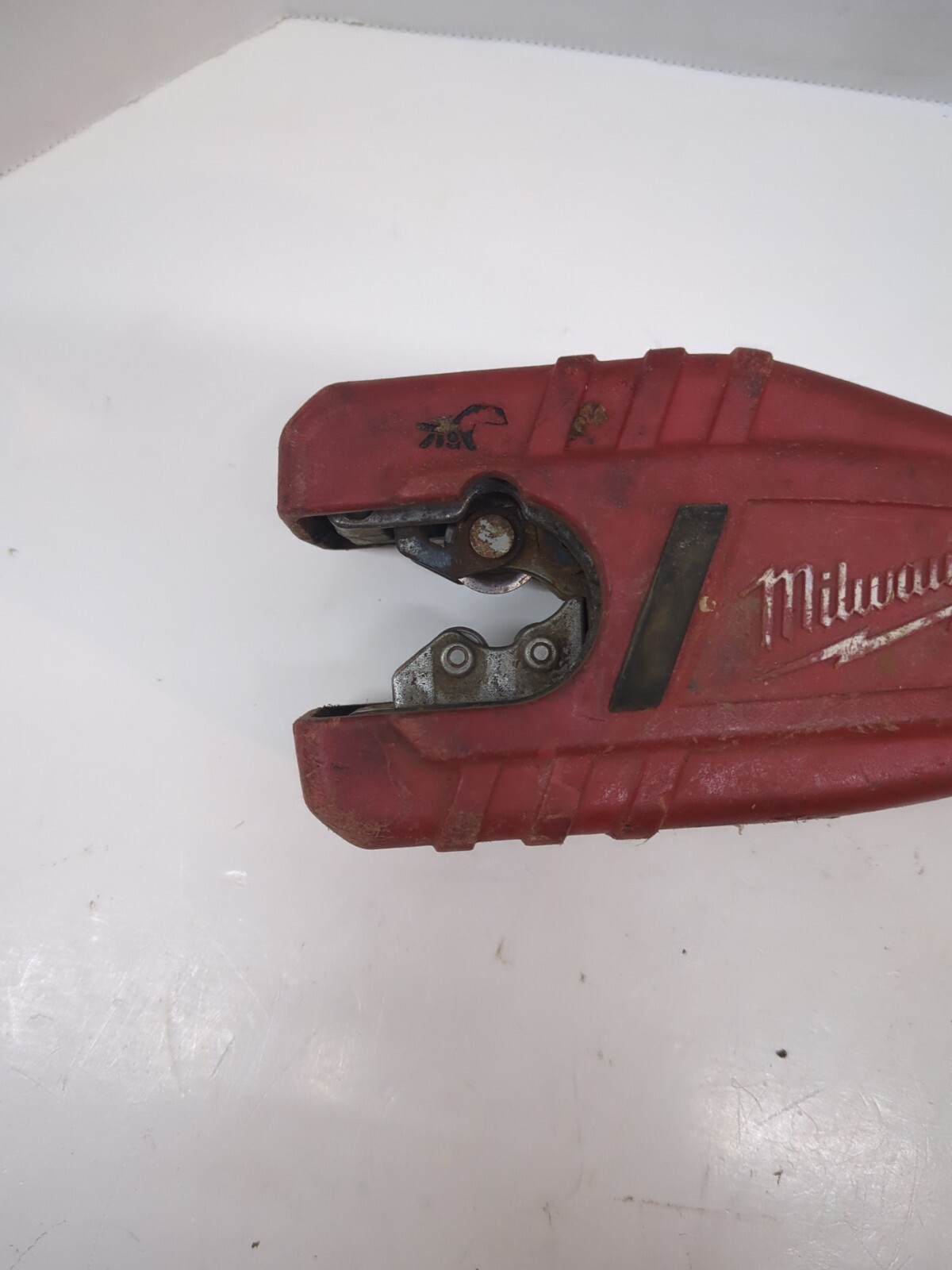 Milwaukee 2471-20 BROKEN M12 Cordless Copper Tubing Cutter BROKEN