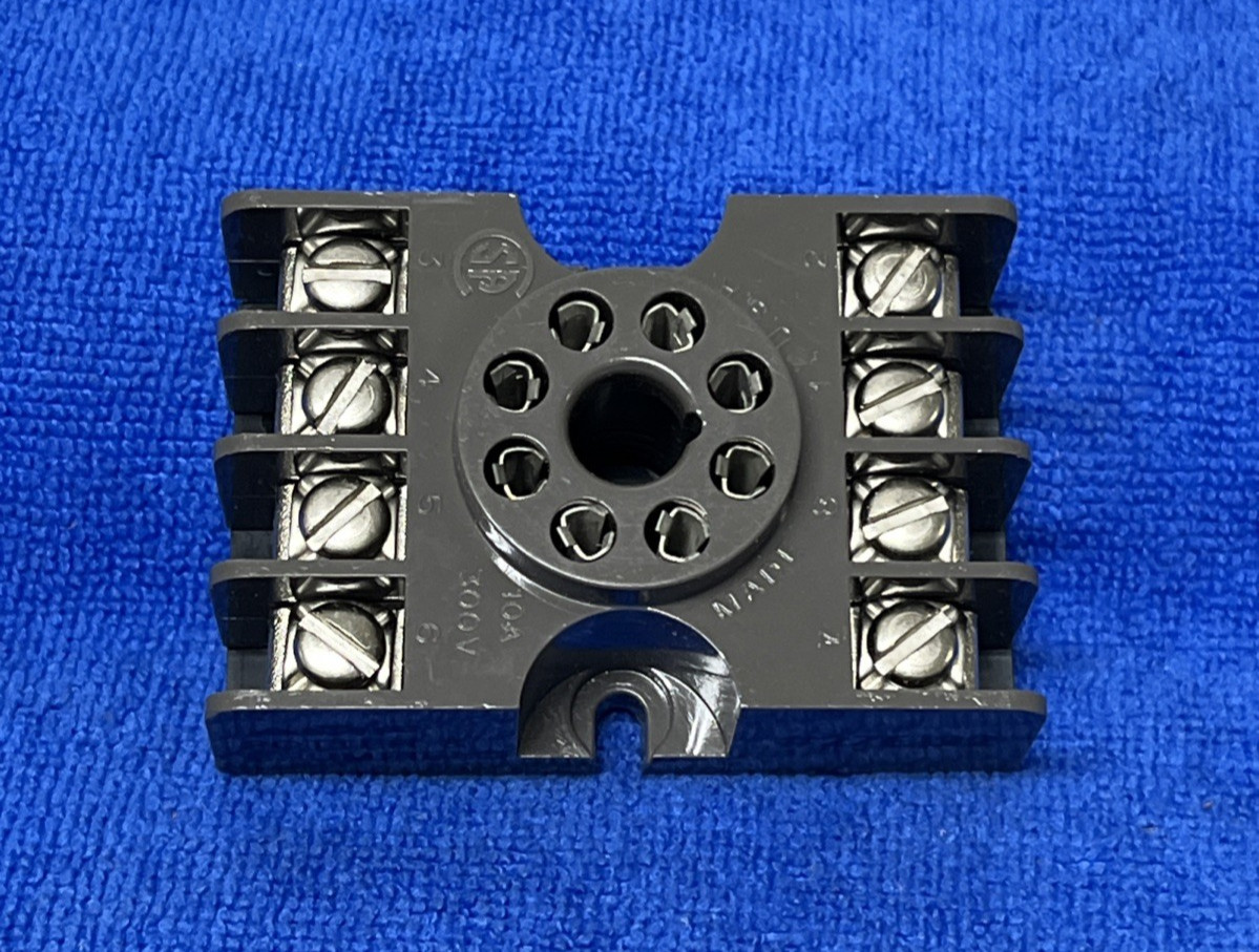 POTTER & BRUMFIELD ~ 27E122 ~ PLUG-IN ELECTRONIC COMPONENTS SOCKET