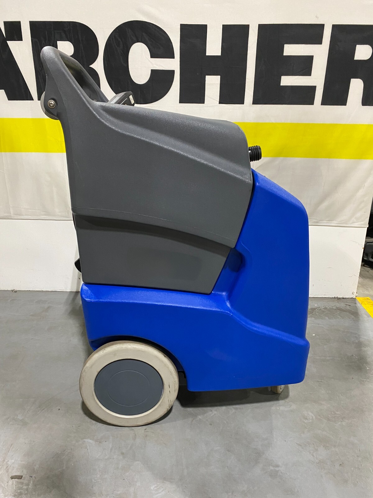 Karcher Windsor Dominator 13gal 500psi #1.006-669.0