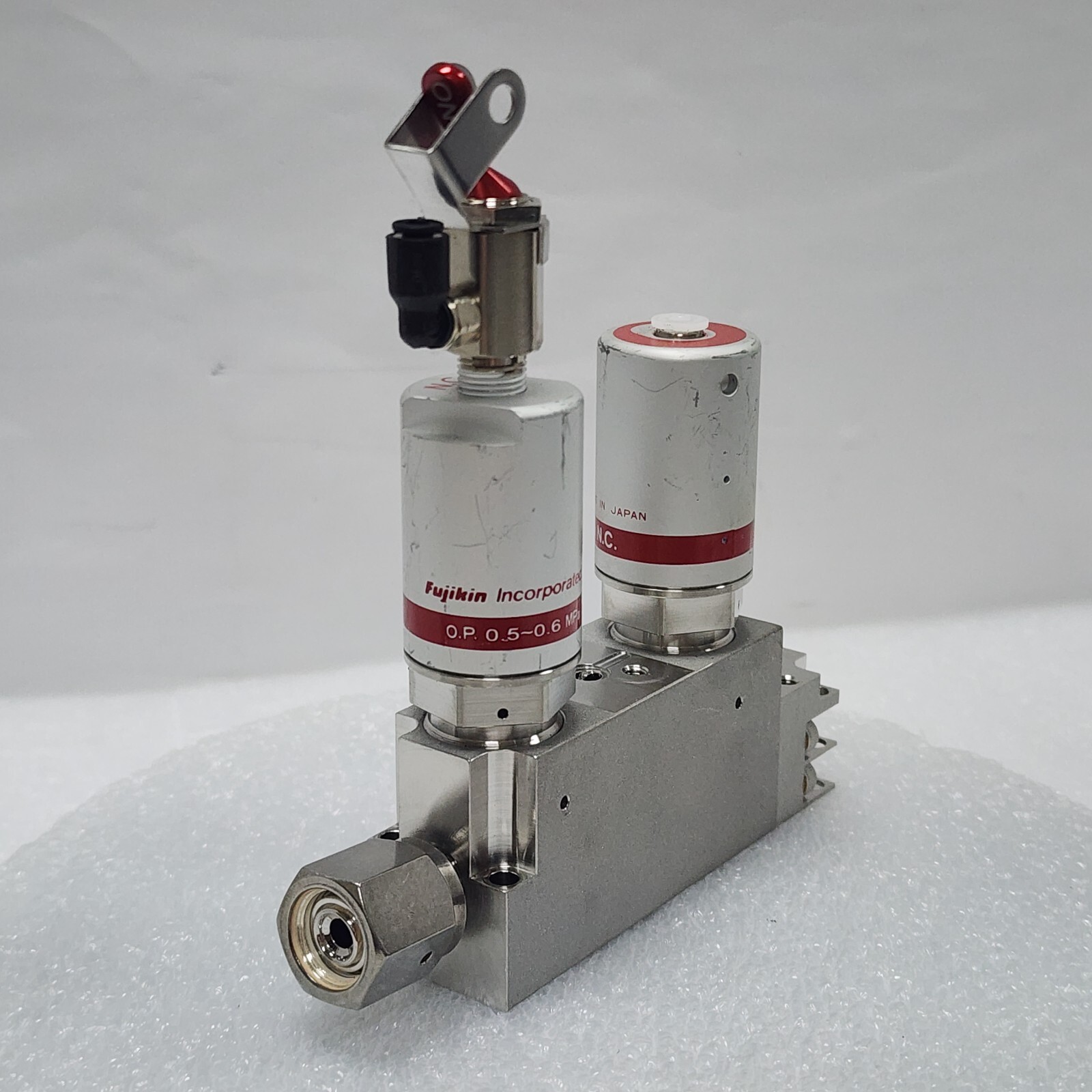 Lam 766-077821-501 Rev C, Fujikin 0.P. 0.5-0.6 MPa, Type NC Assy,Jp,_96973