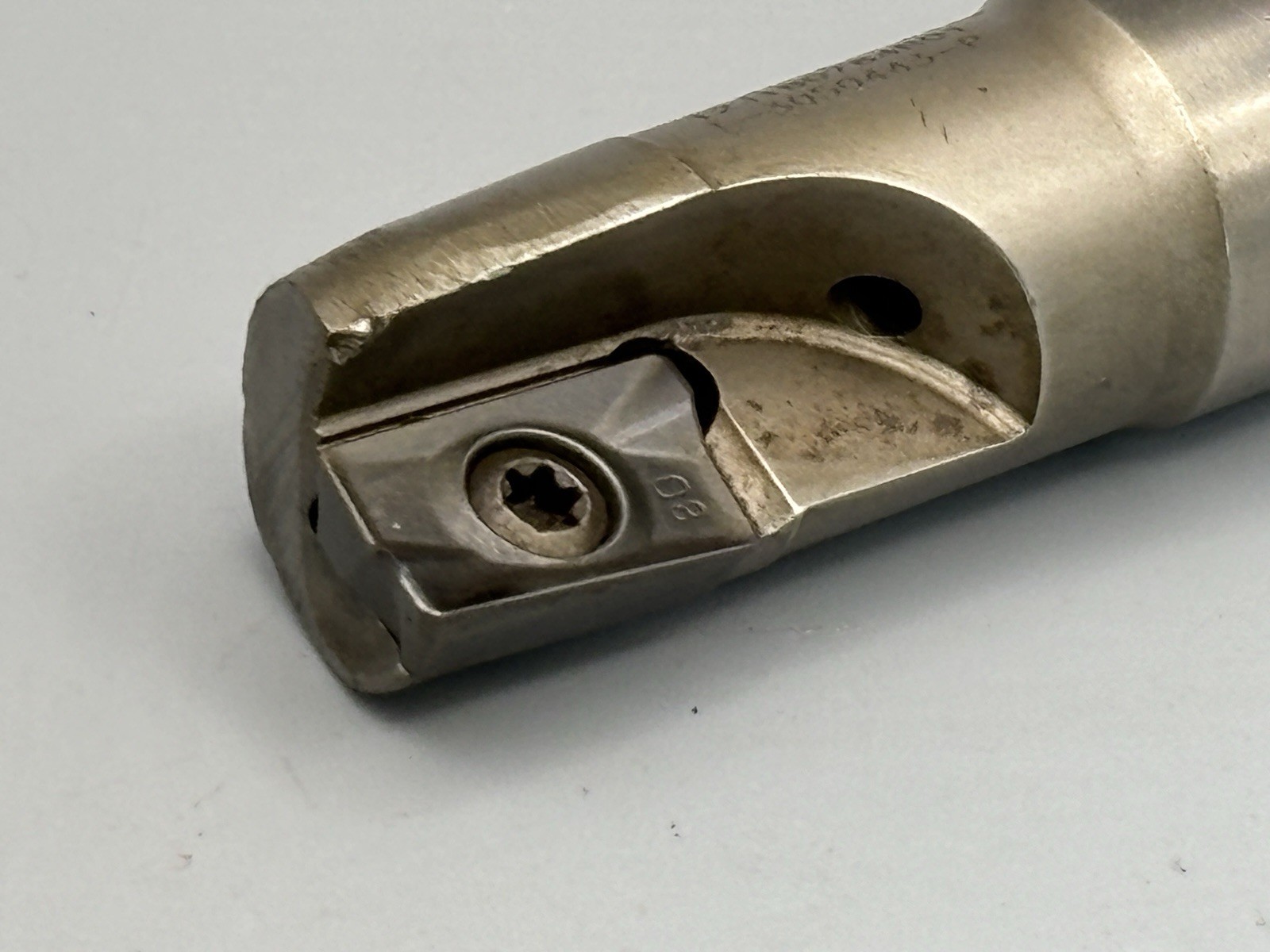 Ingersoll 12J1B-0784R01 3/4″ Indexable End Mill 3-3/4″ OAL Uses APKT 1604 Insert