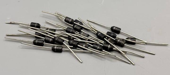 Lot of 24 Vintage Westinghouse 363M Silicon Rectifier Diodes Axial NOS 1979