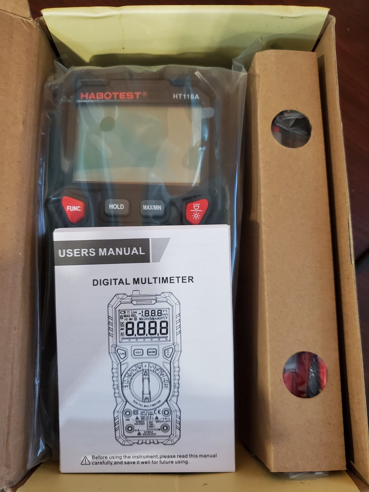 NEW Digital Multimeter Voltage Tester RMS Leads Temp Probe Kaiweets HT118A #69