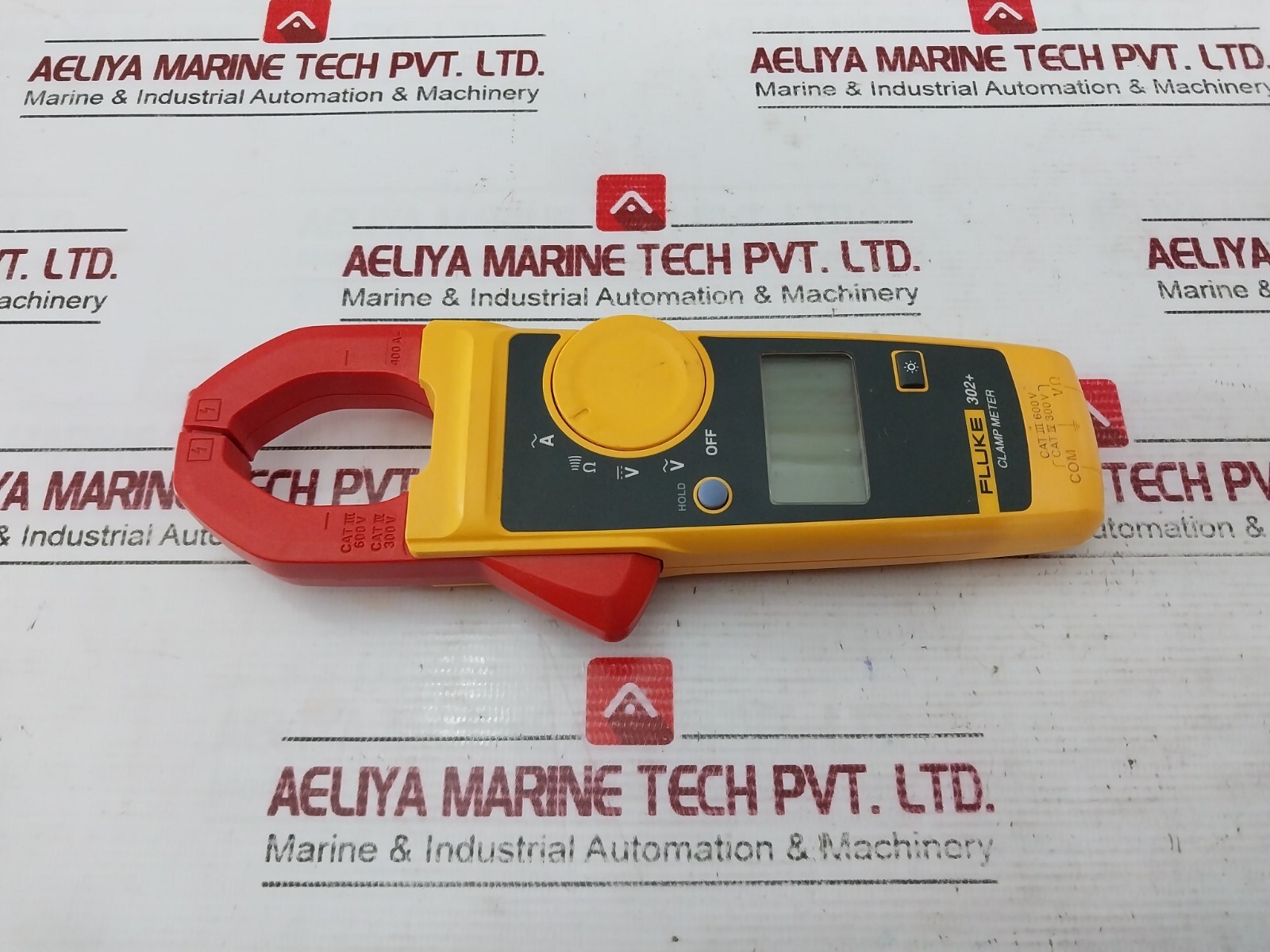 FLUKE 302+ Digital Clamp Meter CAT III 600V CAT IV 300V 46734671MV