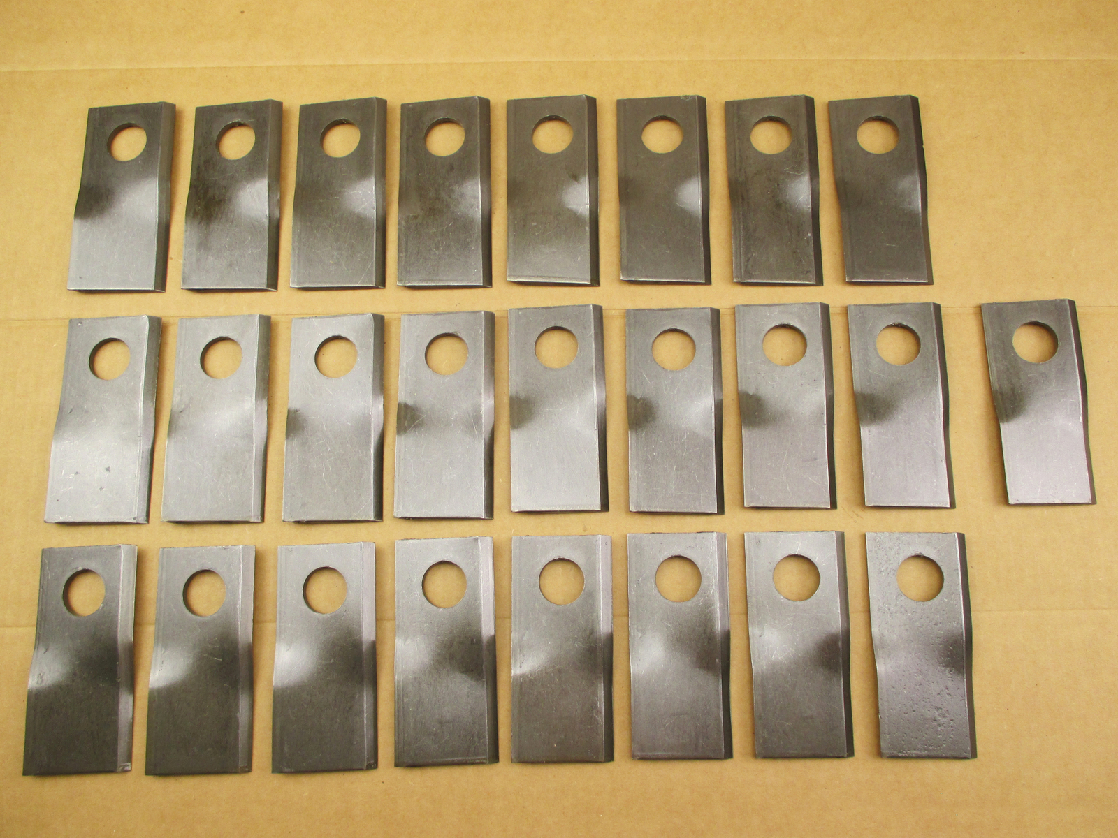 25 DISC MOWER BLADES LH FOR CASE RD162 CONDITIONER HEADER RDX131 RDX161 RDX181