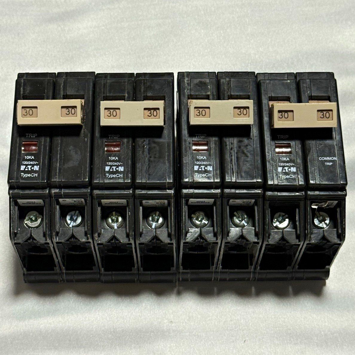 Eaton CH230 Type CH 30A 2-Pole 201-250V Plug-On Breaker, Common Trip, Lot 4