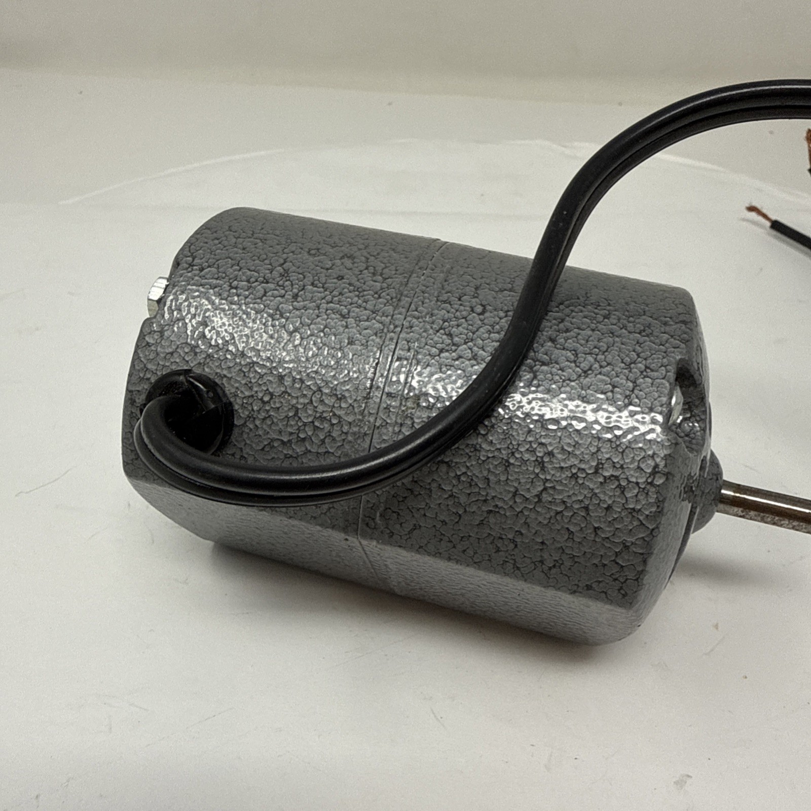 Dayton AC-DC Motor | 1/15 HP | 5000 Rpm | 115V | 60 HZ | Model 2M634A