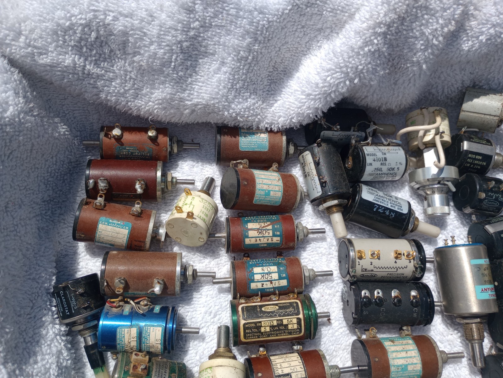 Bulk Lot of Vintage HeliPOT Potentiometer Mixed Makes & Models RADIO. SCOPES