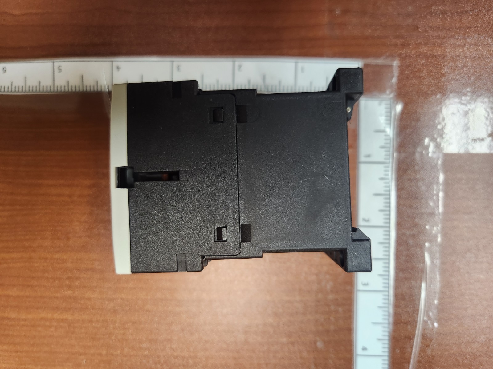 Siemens 3RT1516-1BB40 Contactor, 4 Pole, 24VDC Coil, 2NO/ 2NC, 4 kW – New