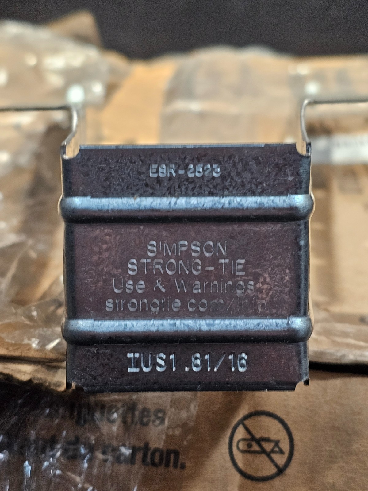 (QTY 25) Simpson Strong-Tie IUS1.81/16 1-3/4″ x 16″ Face Mount I-Joist Hanger