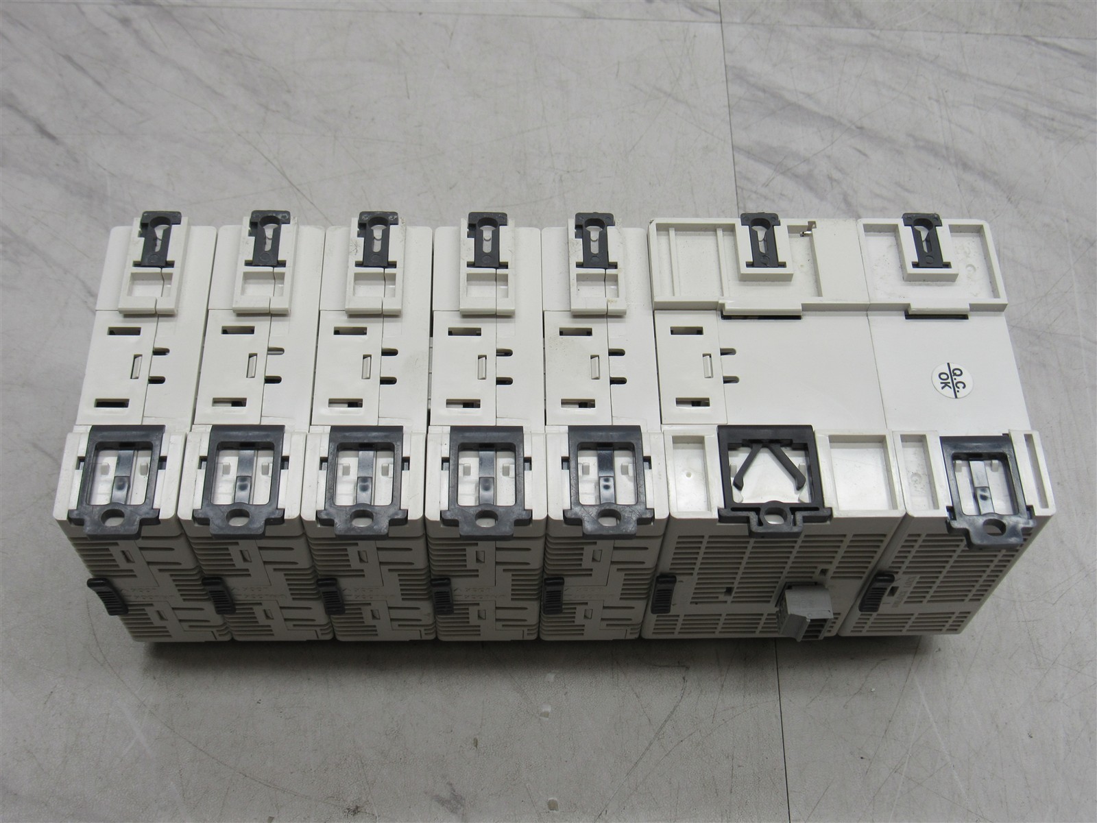 7 LOT Automation Direct 4x C0-04THM 1x C0-16TD2, C0-01-DD1-D, C0-01AC Modules
