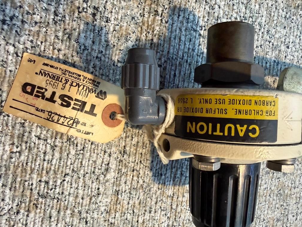 2ea WALLACE & TIERNAN CHLORINE PRESSURE REDUCING VALVE U24426