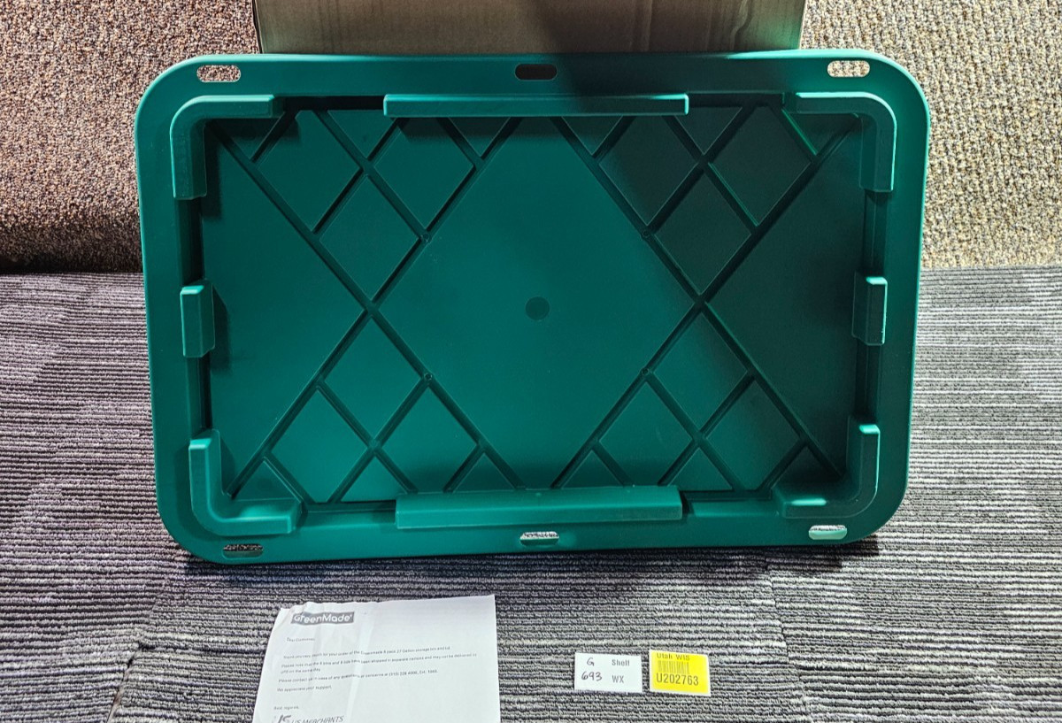 (QTY 2) Greenmade 30-in. x 20-in. Green Snap Lock LID For 27 Gallon Storage Box